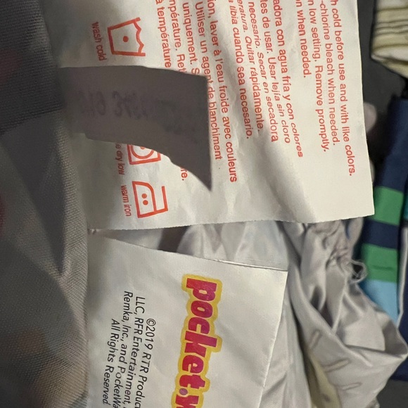 RYAN’S WORLD twin fitted sheet and pillow case - Picture 5 of 6